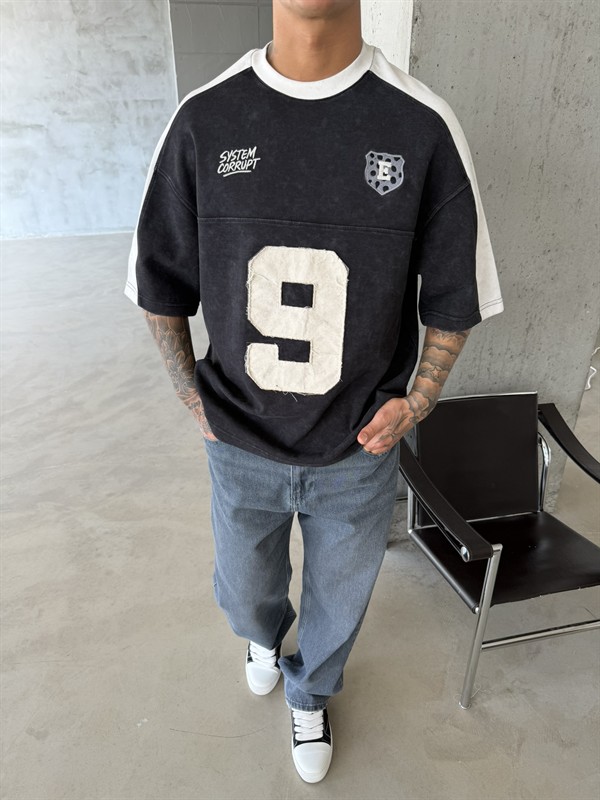 SysTem Corrupt 9 Nakışlı Premium T-Shirt - Siyah