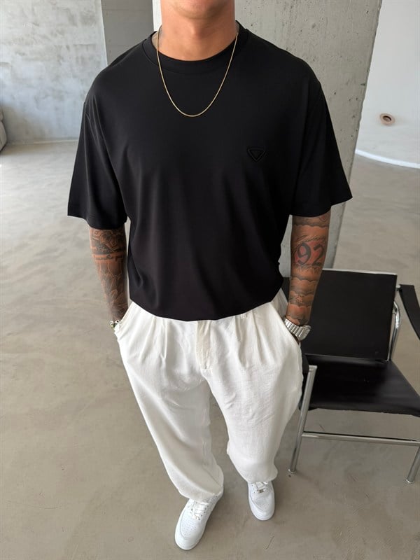 Tesnel Kumaş Old Money T-Shirt - Siyah