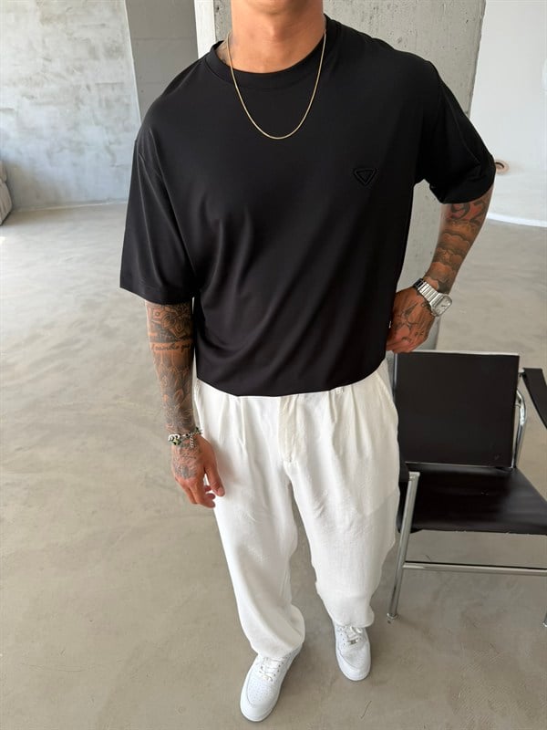Tesnel Kumaş Old Money T-Shirt - Siyah
