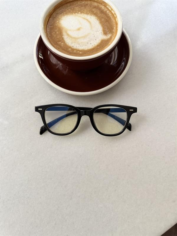 Urban Clear Siyah Çerçeveli Şeffaf Cam Gözlük - Şeffaf