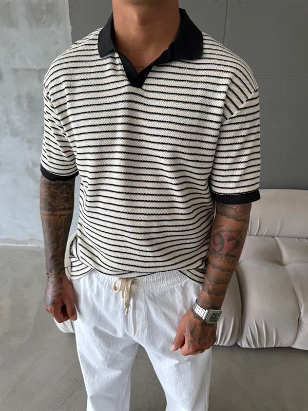 Yarım Pat Gömlek Yaka Çizgili Triko T-Shirt  - Beyaz