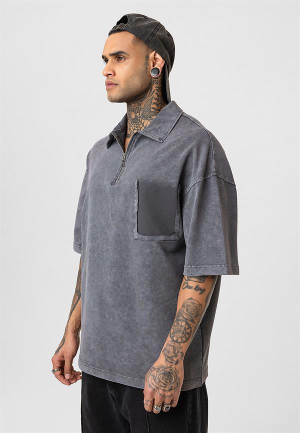 Yıkamalı Yarım Fermuar Cep Detaylı - T-Shirt - Gri