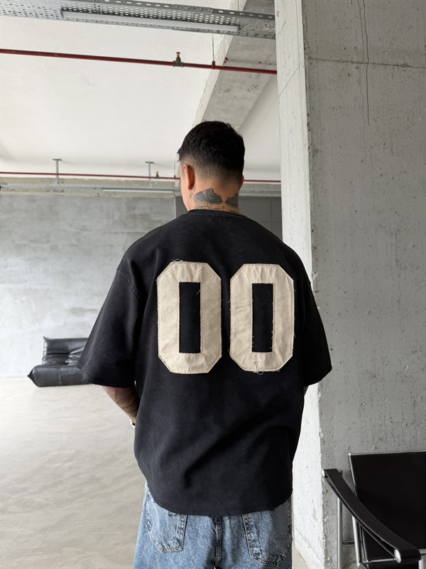 Zero 00 Pacht Detaylı Acid Yıkama T-Shirt - Siyah