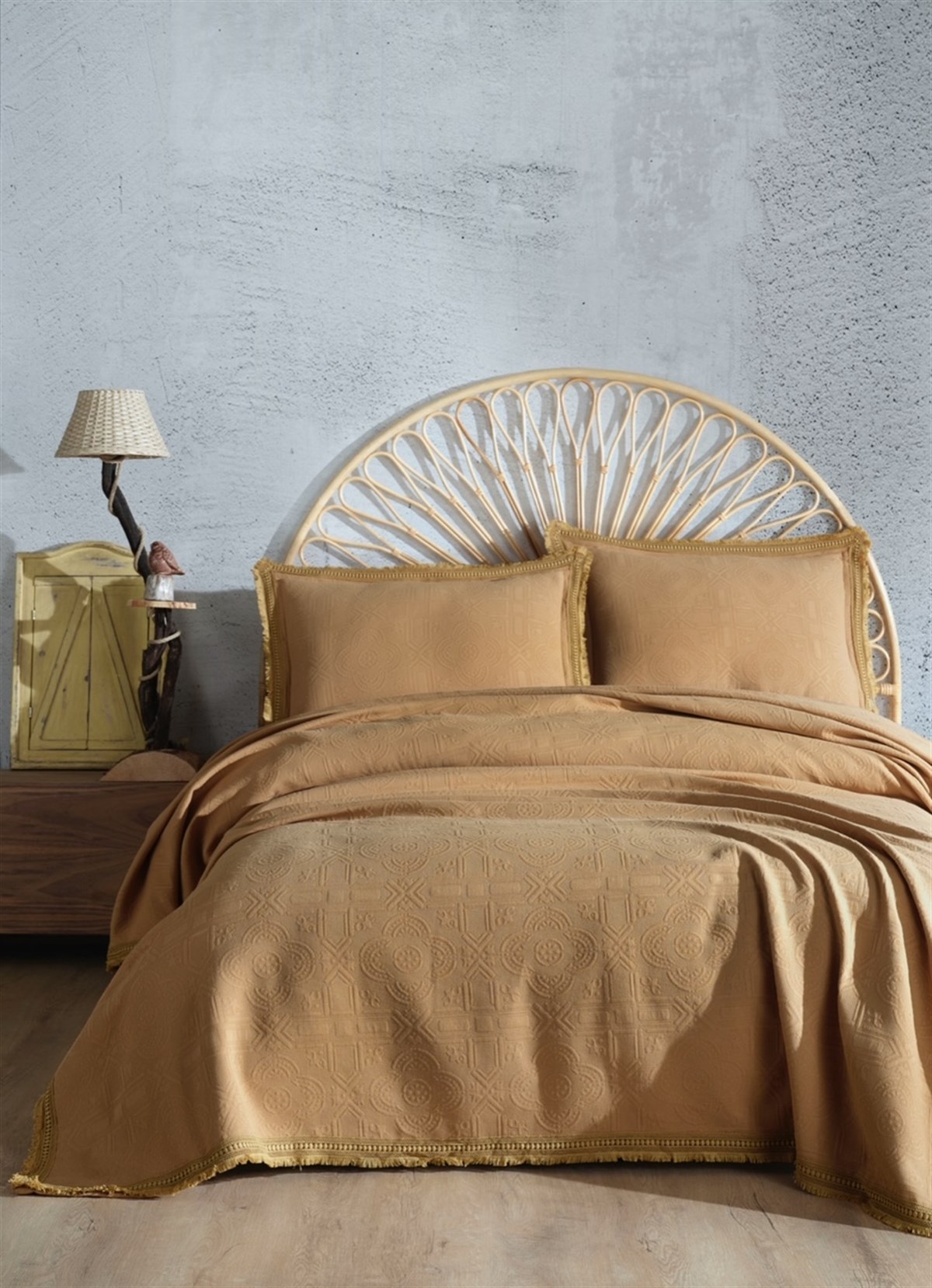 Levanzo Çift Kişilik Yatak Örtüsü Sova Hardal