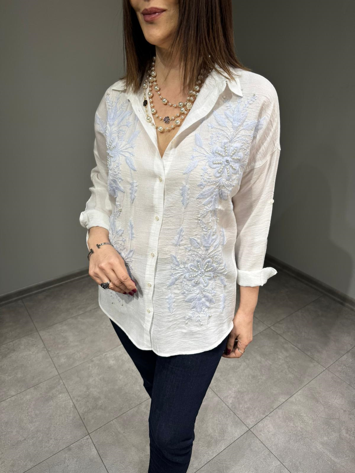 Nakışlı İnci İşlemeli Gömlek 3088