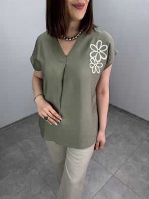 Çiçek Nakışlı Bluz 3457