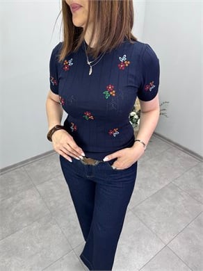 Üzeri Nakışlı Triko 3844