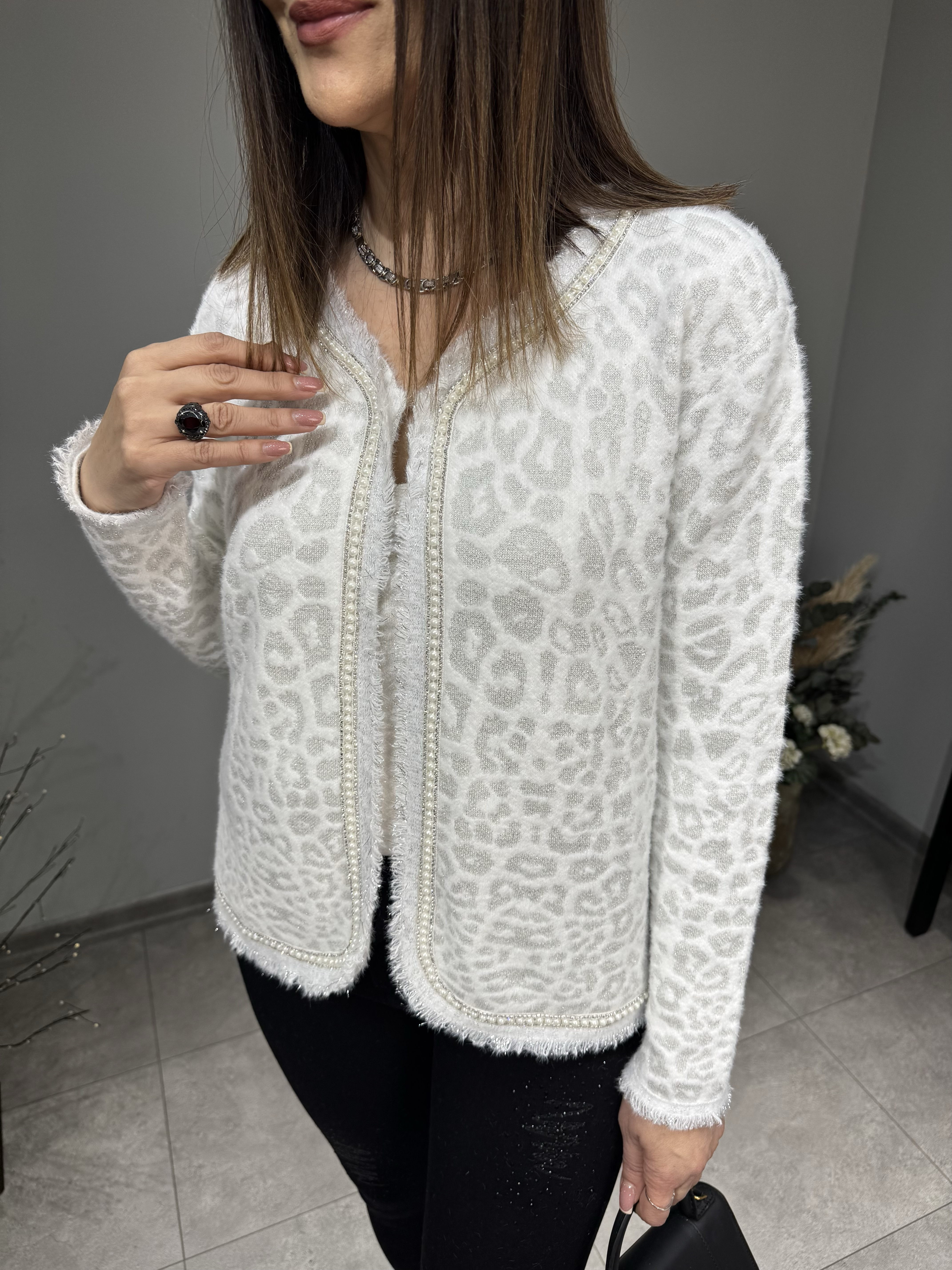 İncili Sıfır Yaka Yerli Angora Hırka Ceket 2741 · 4