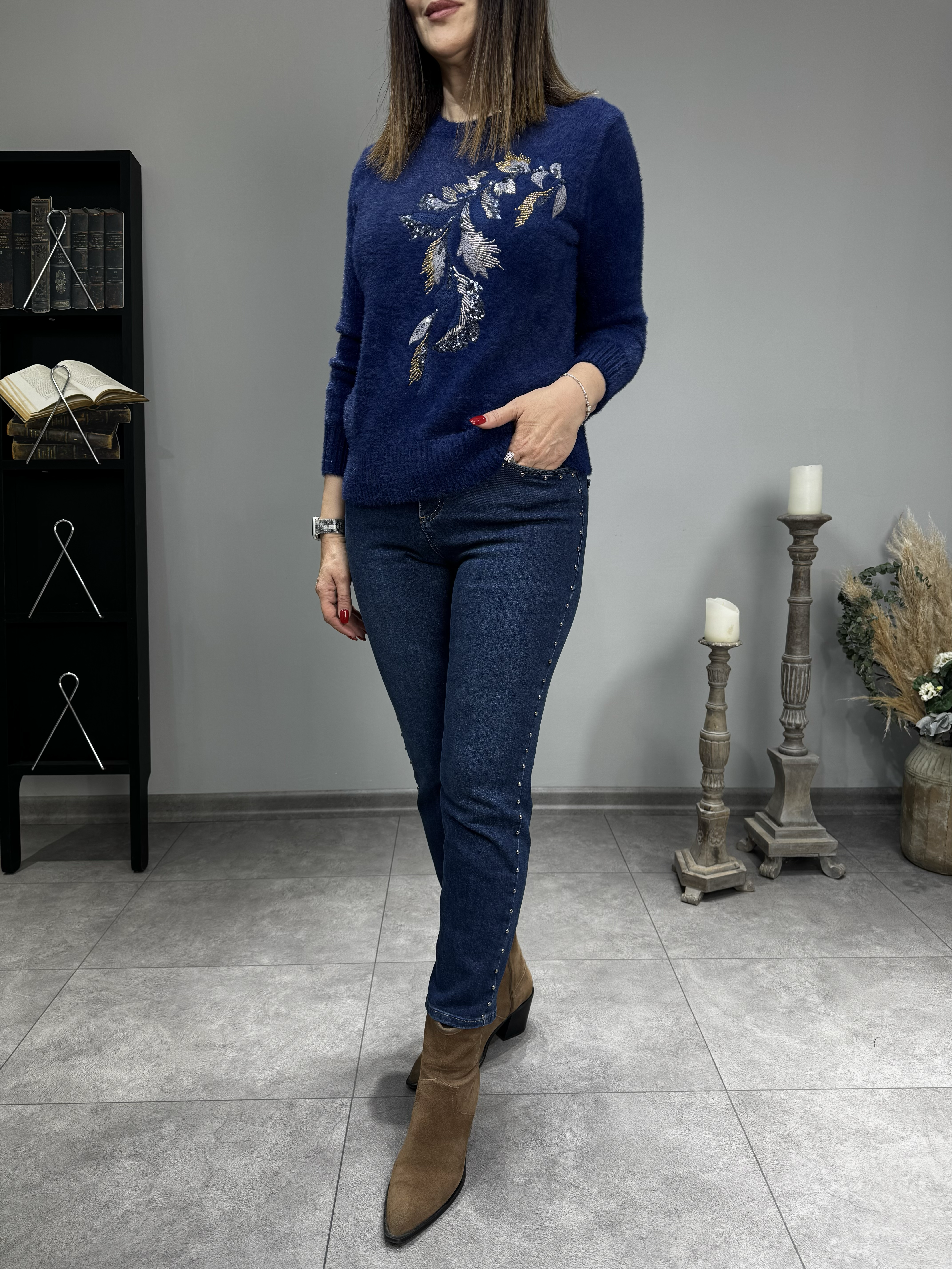 İşlemeli Yerli Angora Triko 2618 · 8