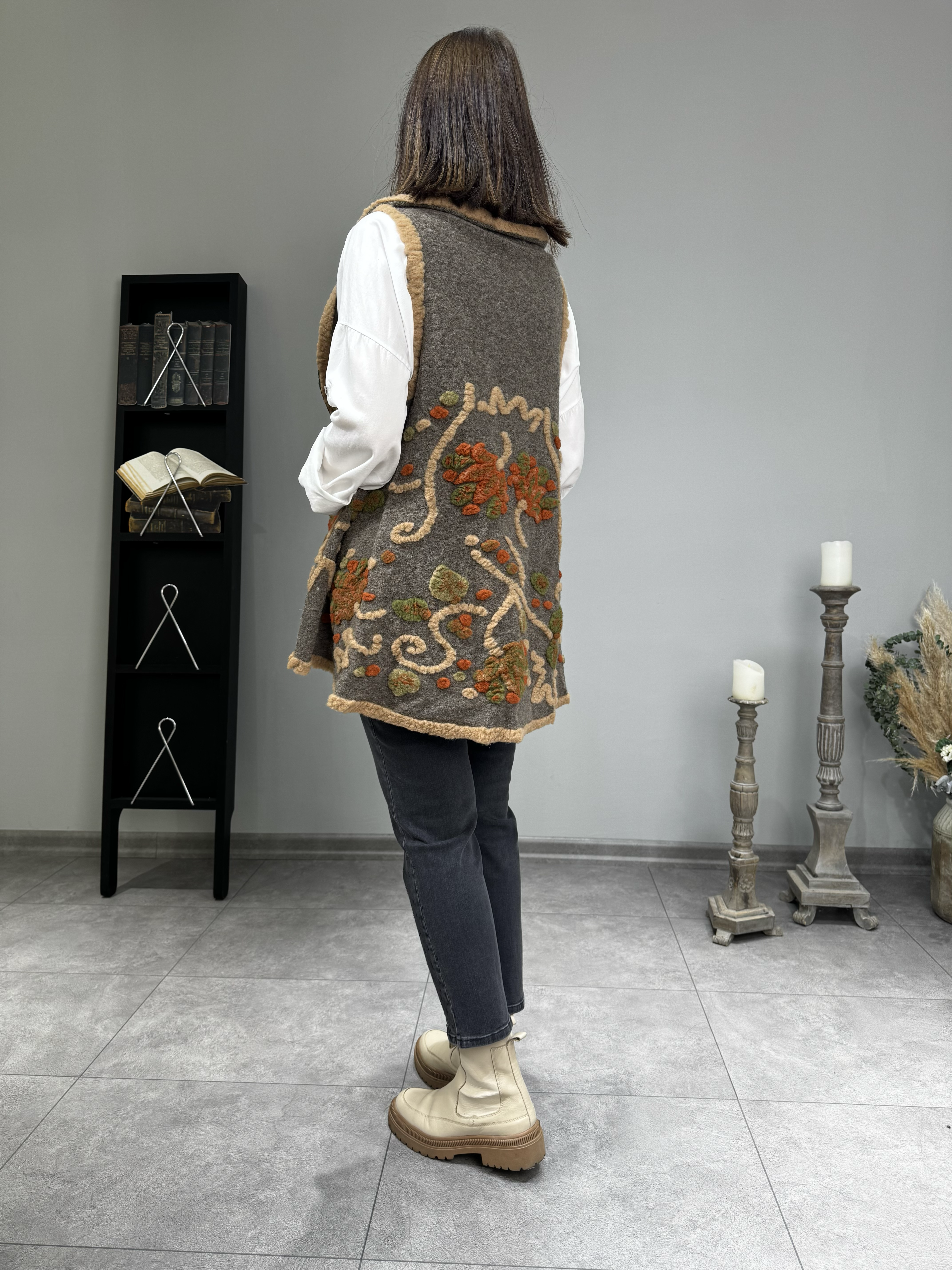 Kabartma Desen İthal Keçe Yelek 2653 · 3