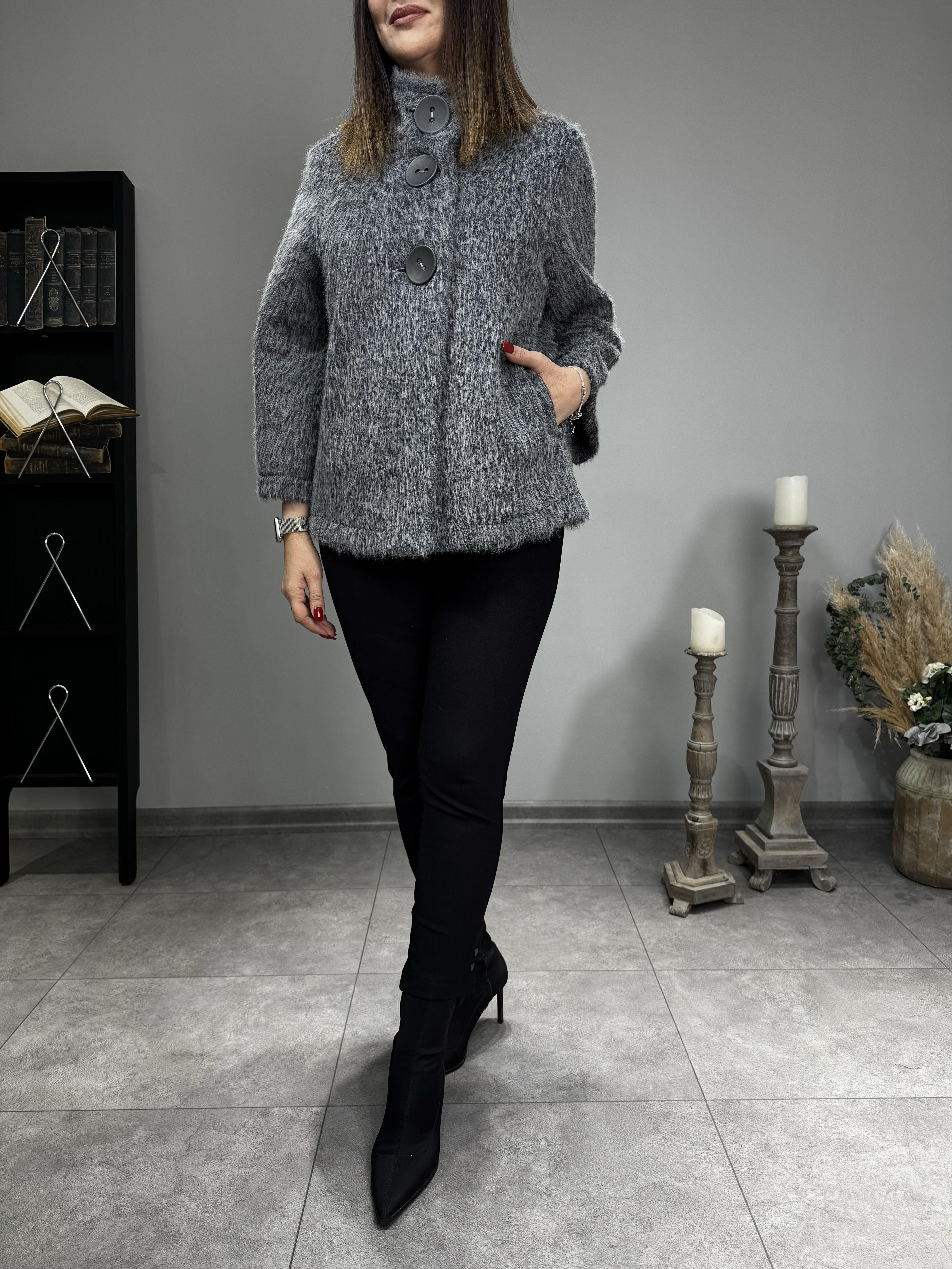 Üç Düğmeli Keçe Kaban 2617 · 17