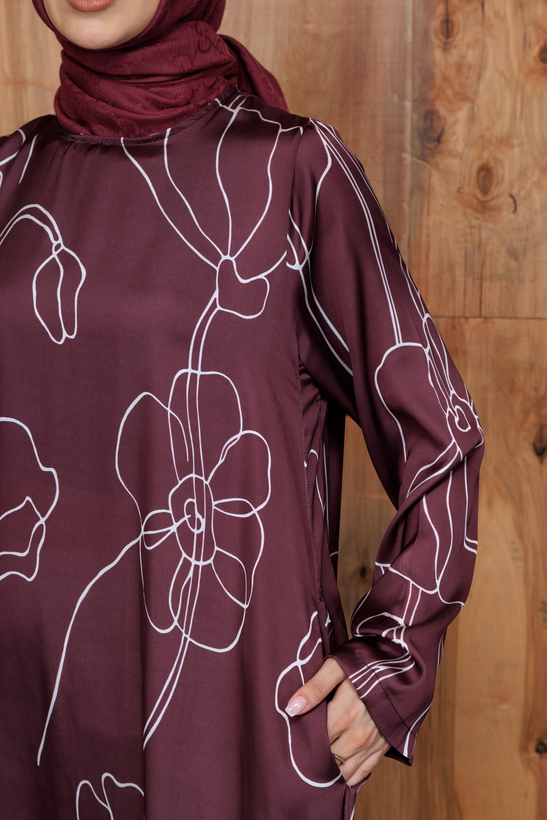 Flower Bordo Çiçek Desenli Saten Cepli Elbise