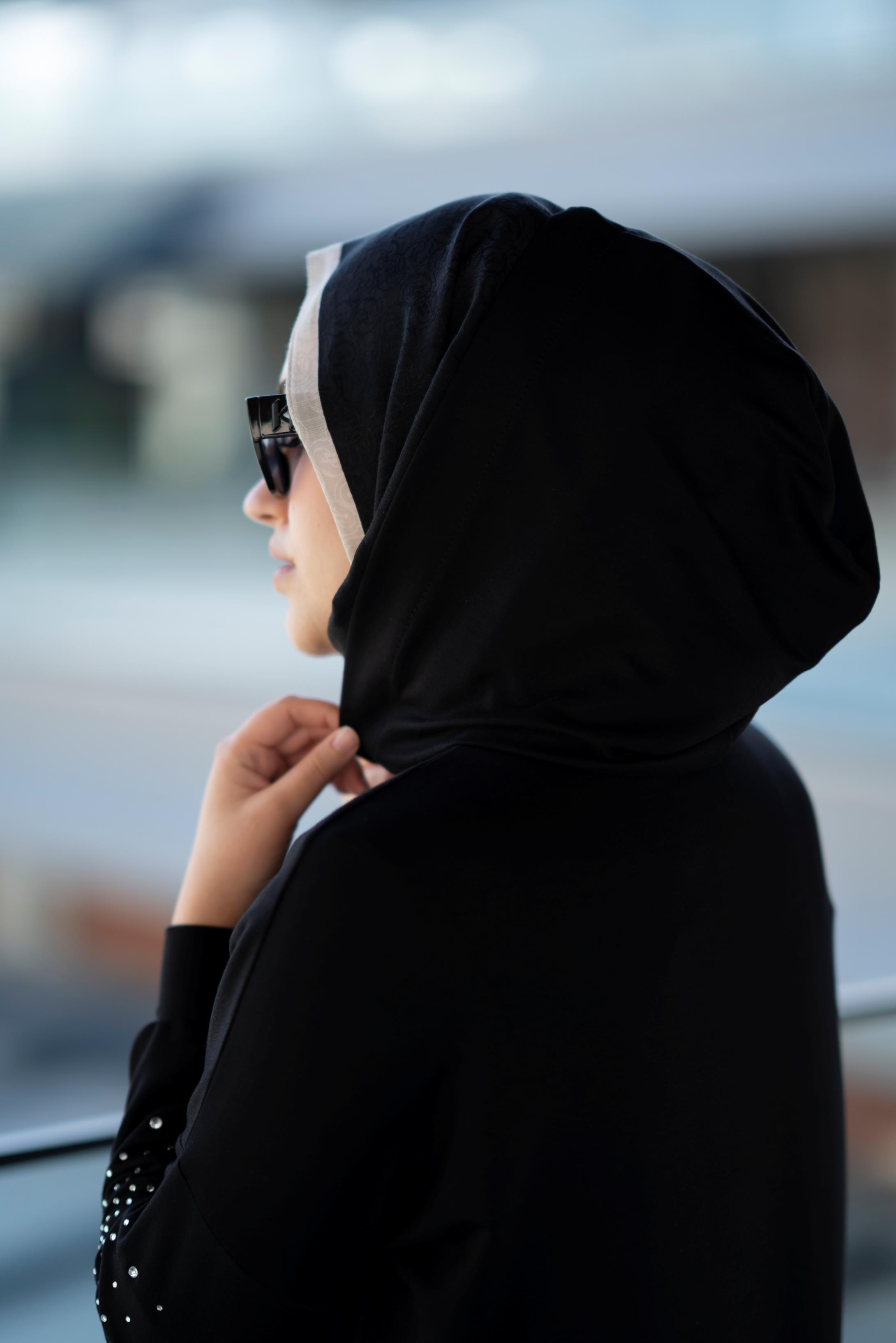 Latera Taş Detaylı Sweat Siyah
