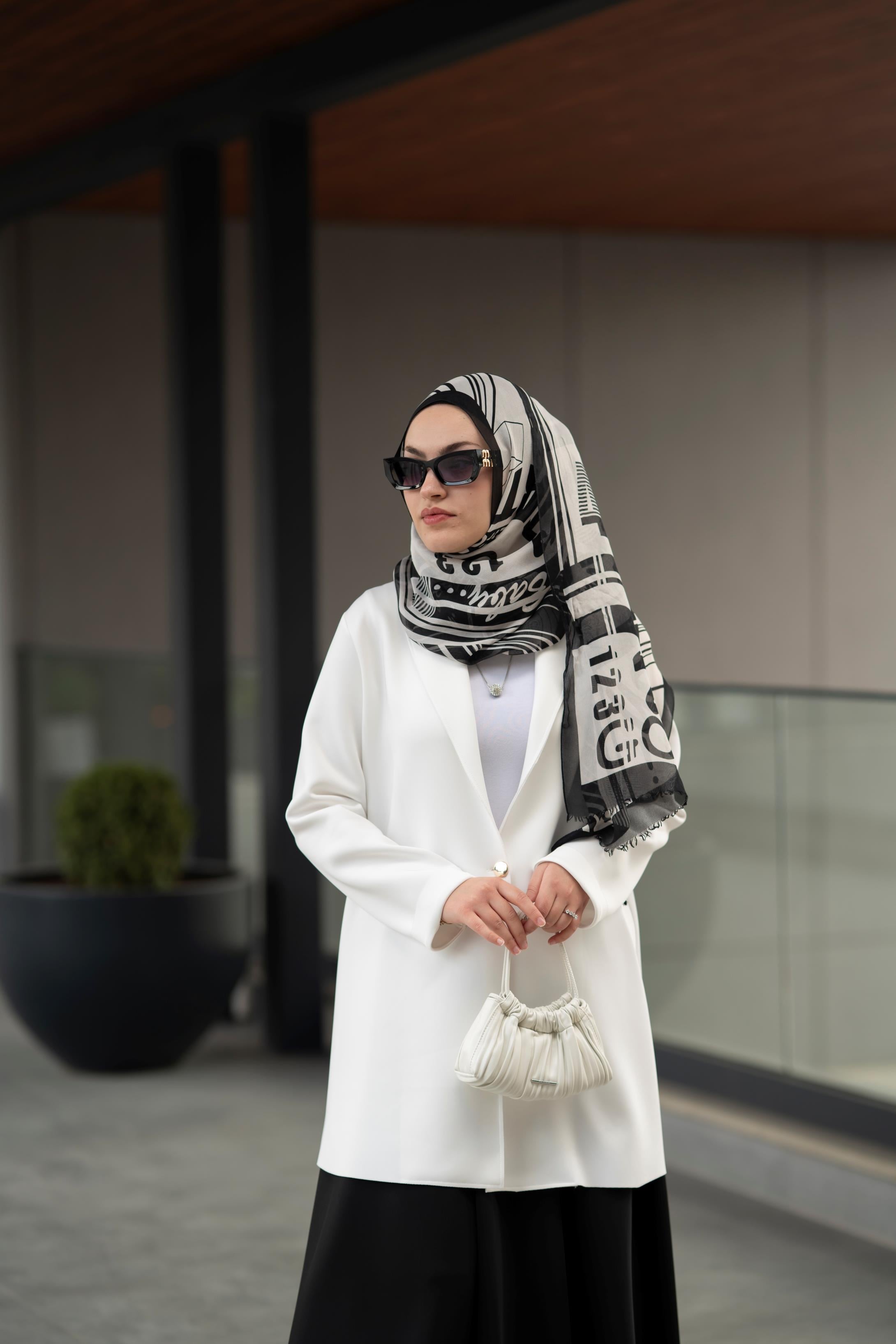 Scuba Ekru Ceket Arya