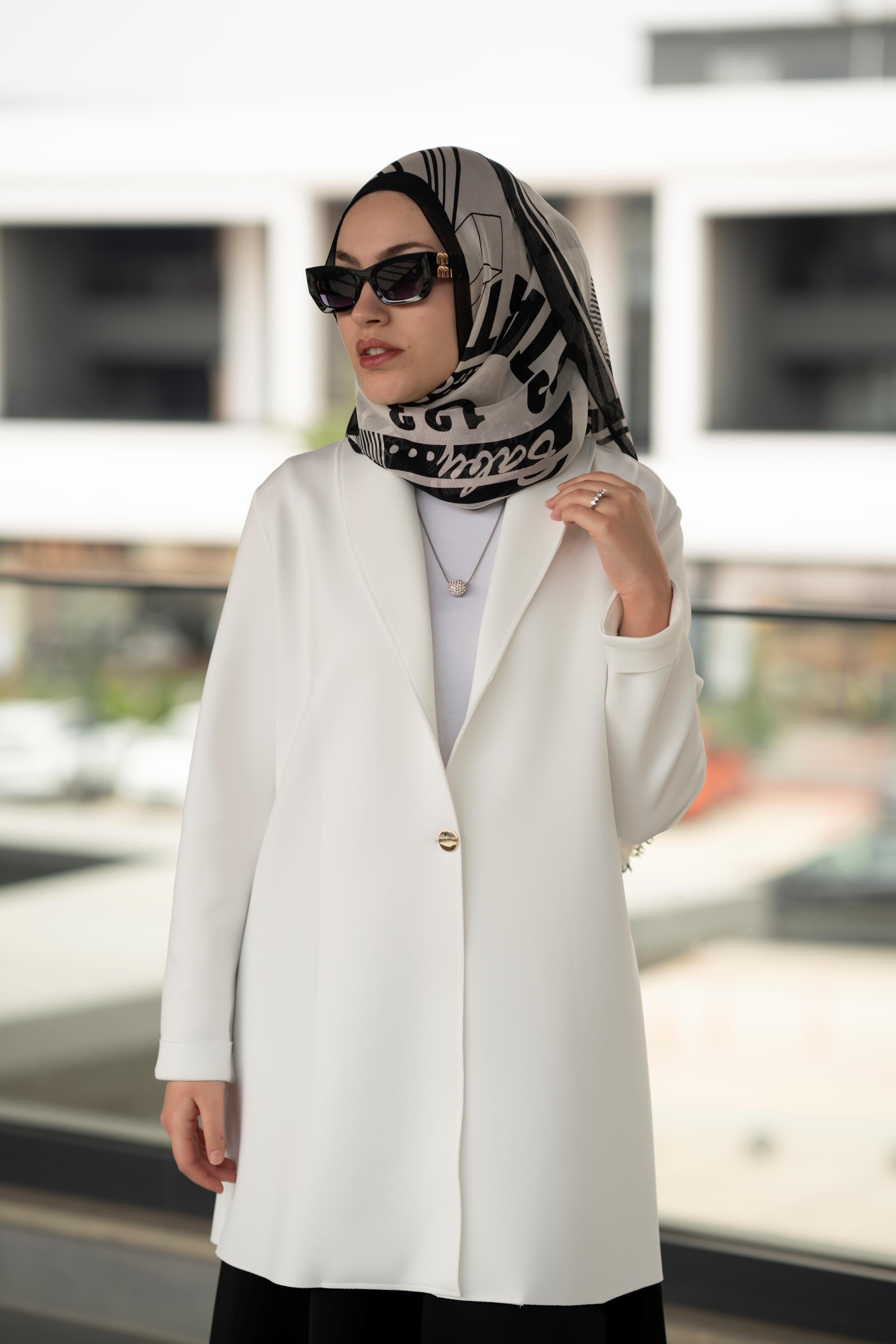 Scuba Ekru Ceket Arya