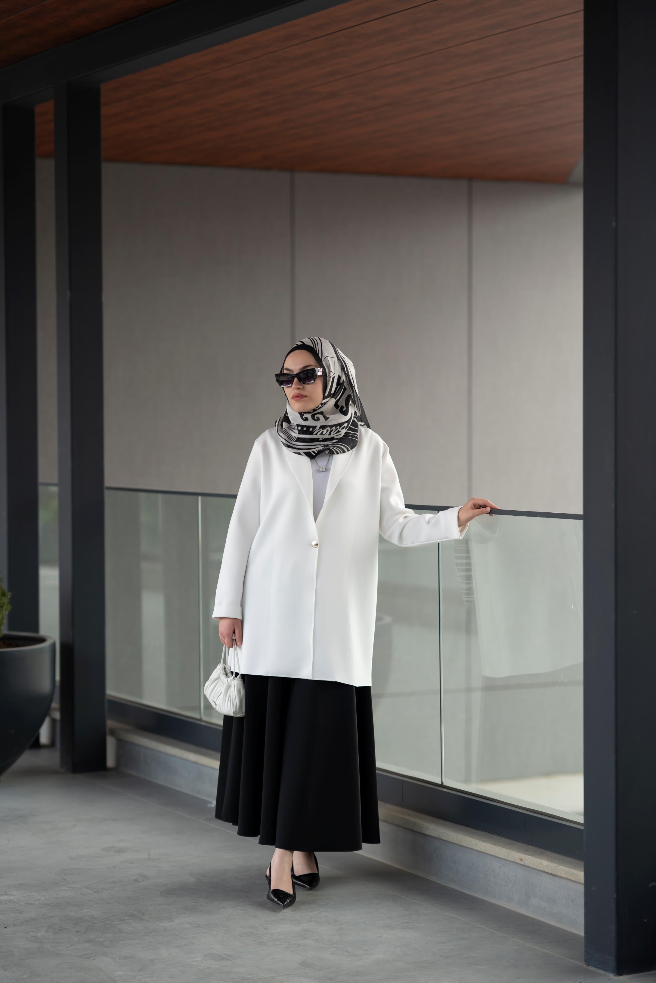 Scuba Ekru Ceket Arya