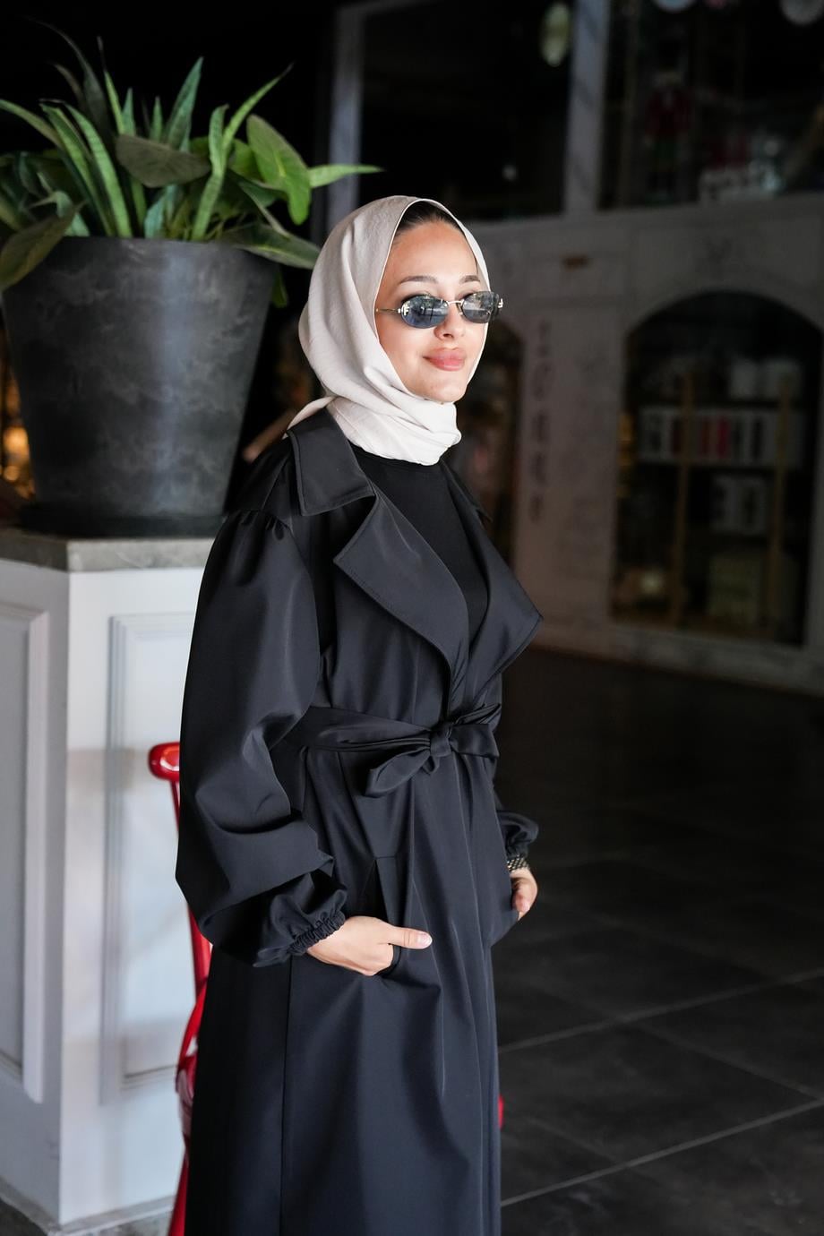 Tesettür Oversize Su Geçirmez Rüzgar Geçirmez Siyah Trenchcoat Milano