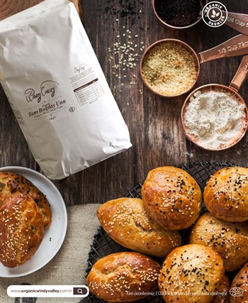 Organik Tam Buğday Unu (2 Kg)  Yerli ürün