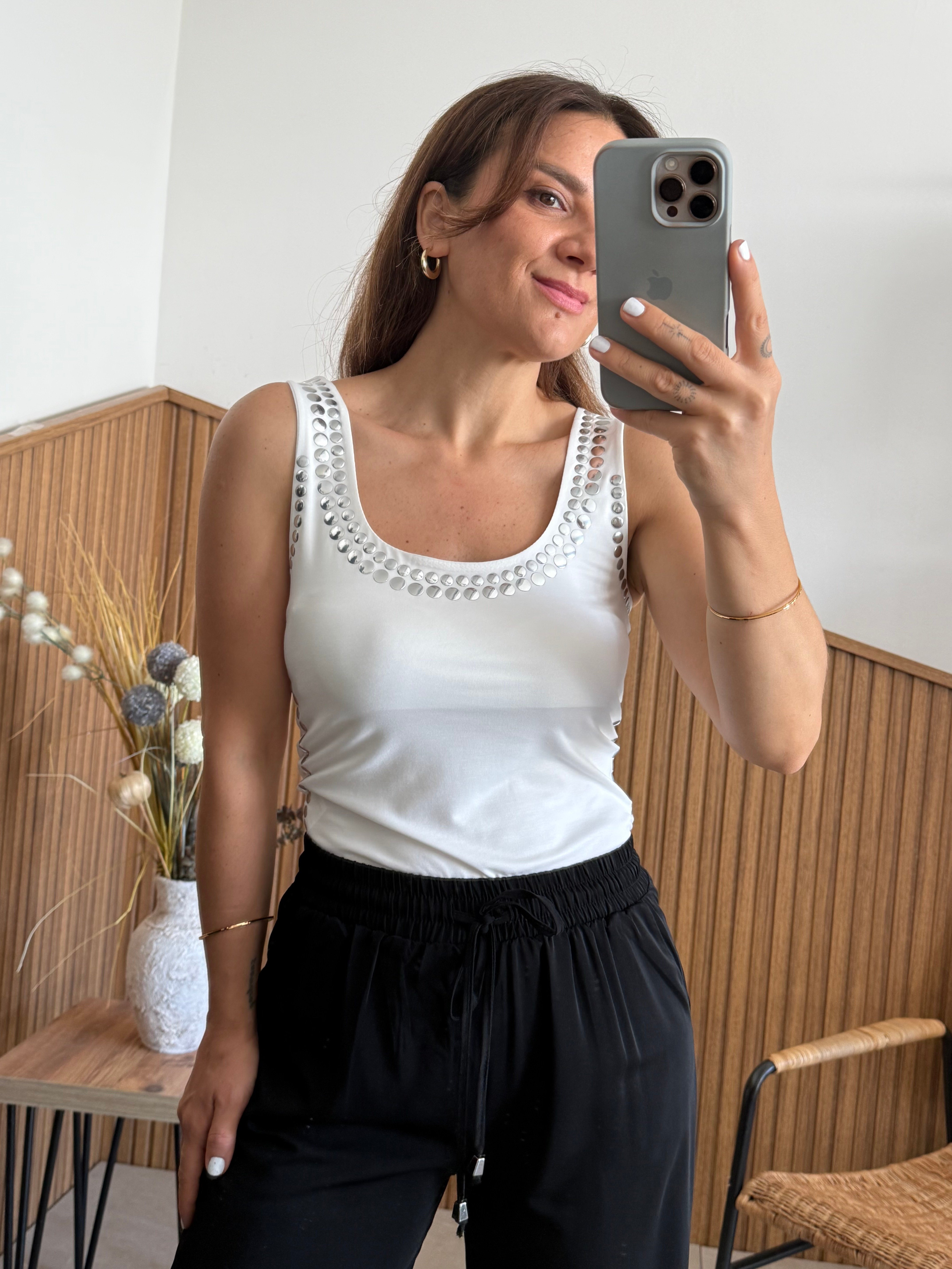 Drop Detaylı Beyaz Bluz 
