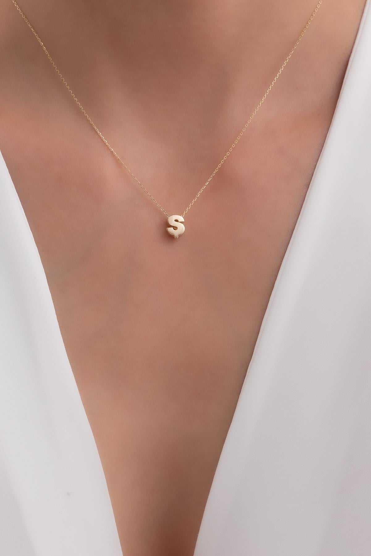 14 Ayar Altın Ş Harf Kolye