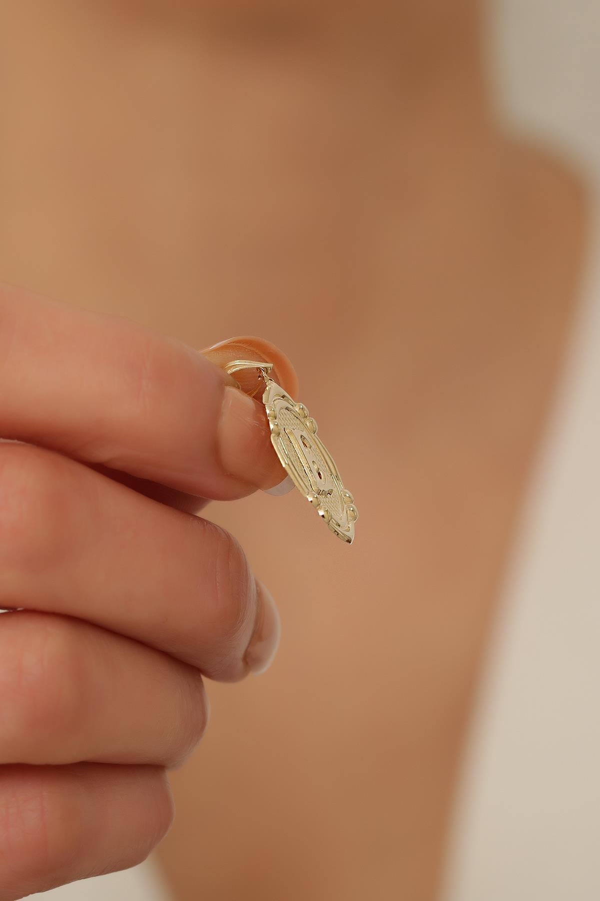 14 Ayar Altın E Harfli Retro Kolye Ucu