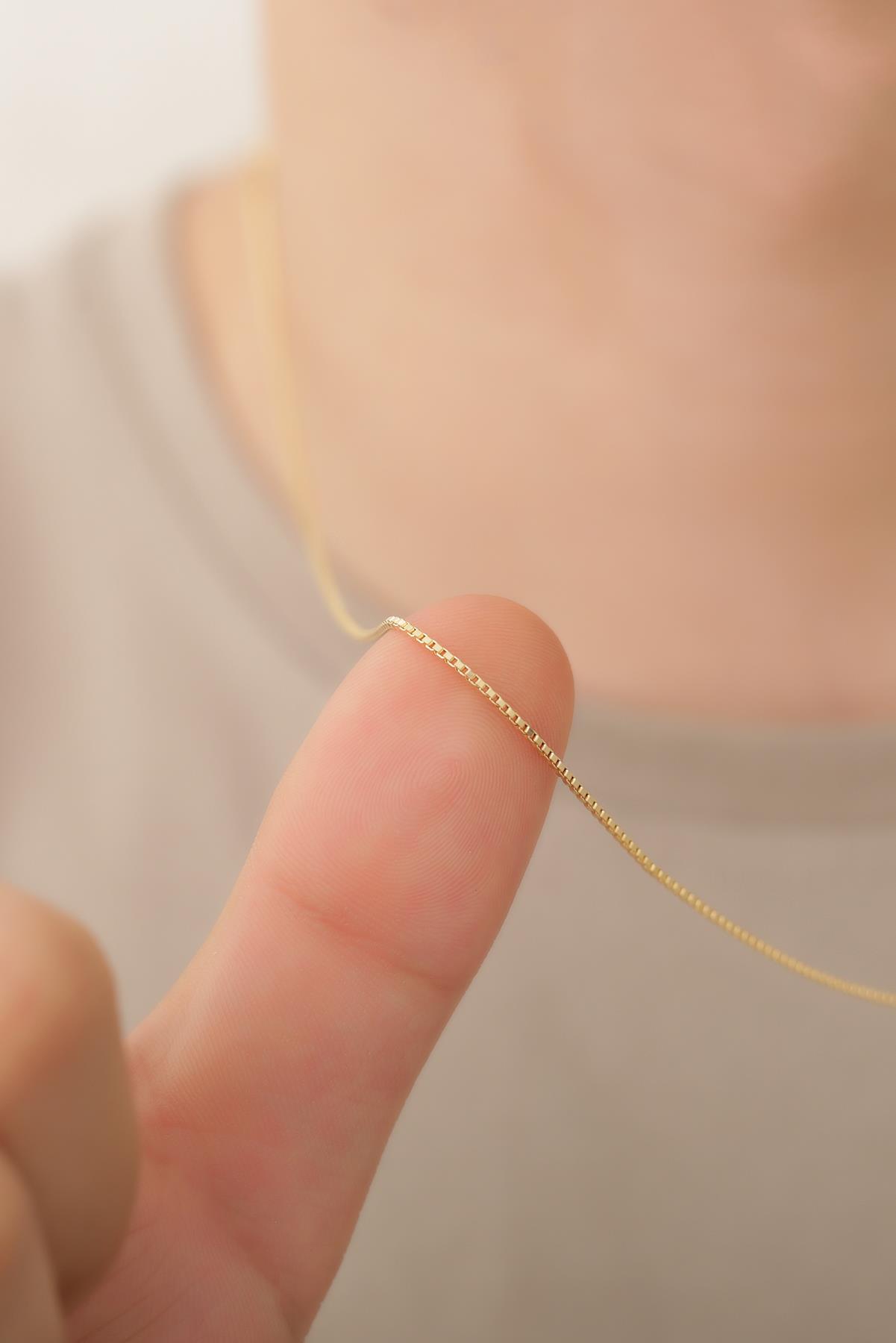 14 Ayar Altın Erkek Orta Kalın Küp Zincir Kolye 1 mm