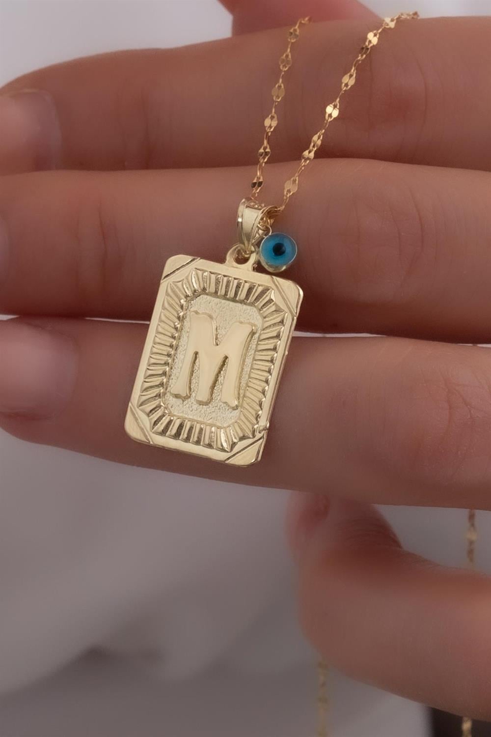14 Ayar Altın M Harf Vintage Kolye