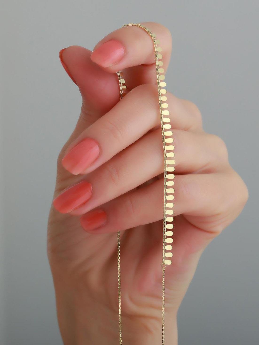 14 Ayar Altın Mini Pullu Badem Kolye