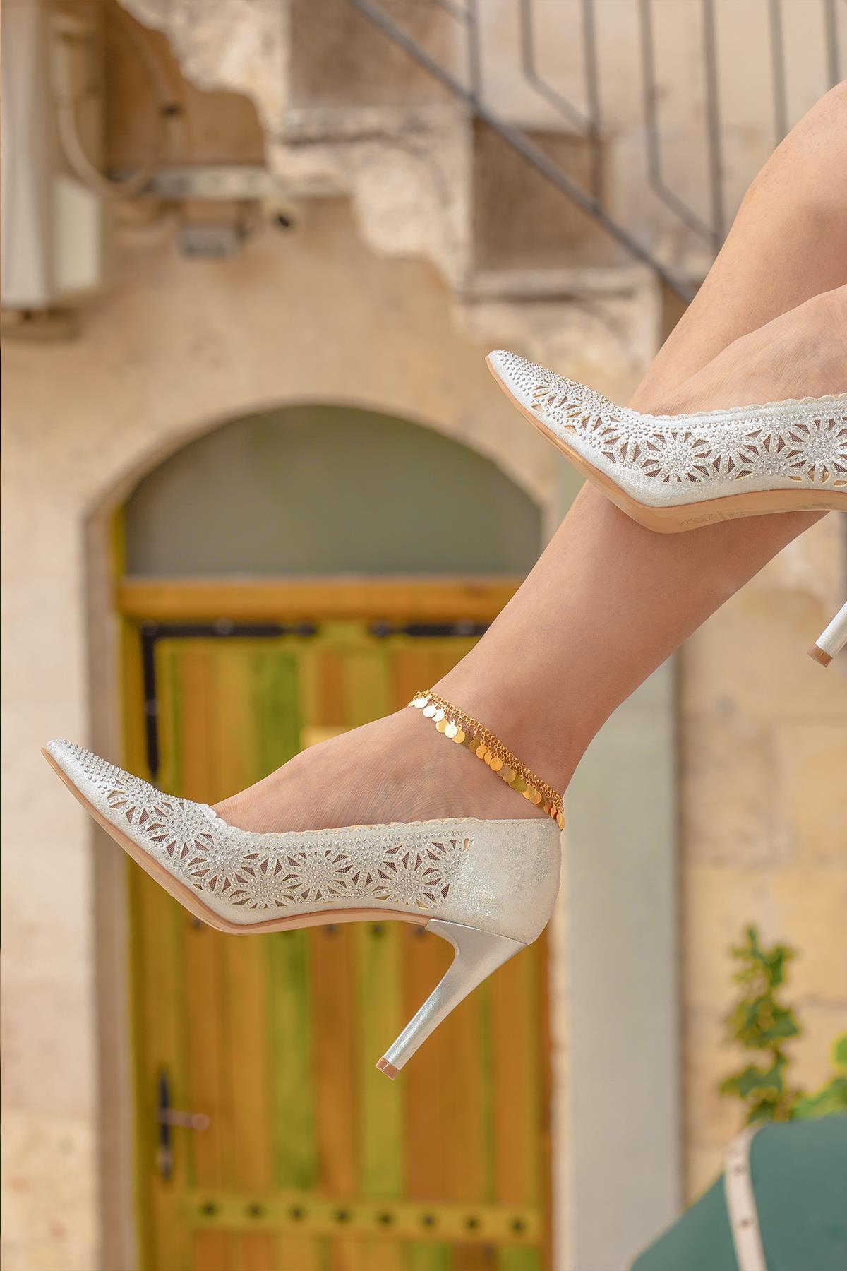 14 Ayar Altın Sık Pullu Halhal