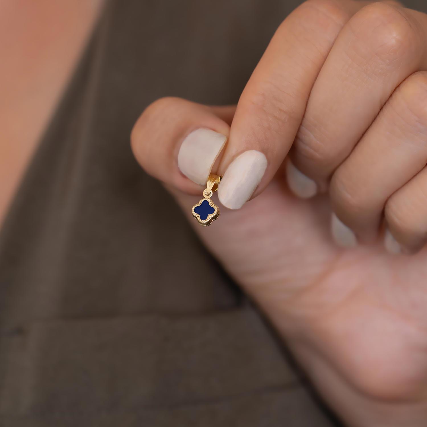 14 Ayar Altın Lacivert Renkli Yonca Kolye Ucu