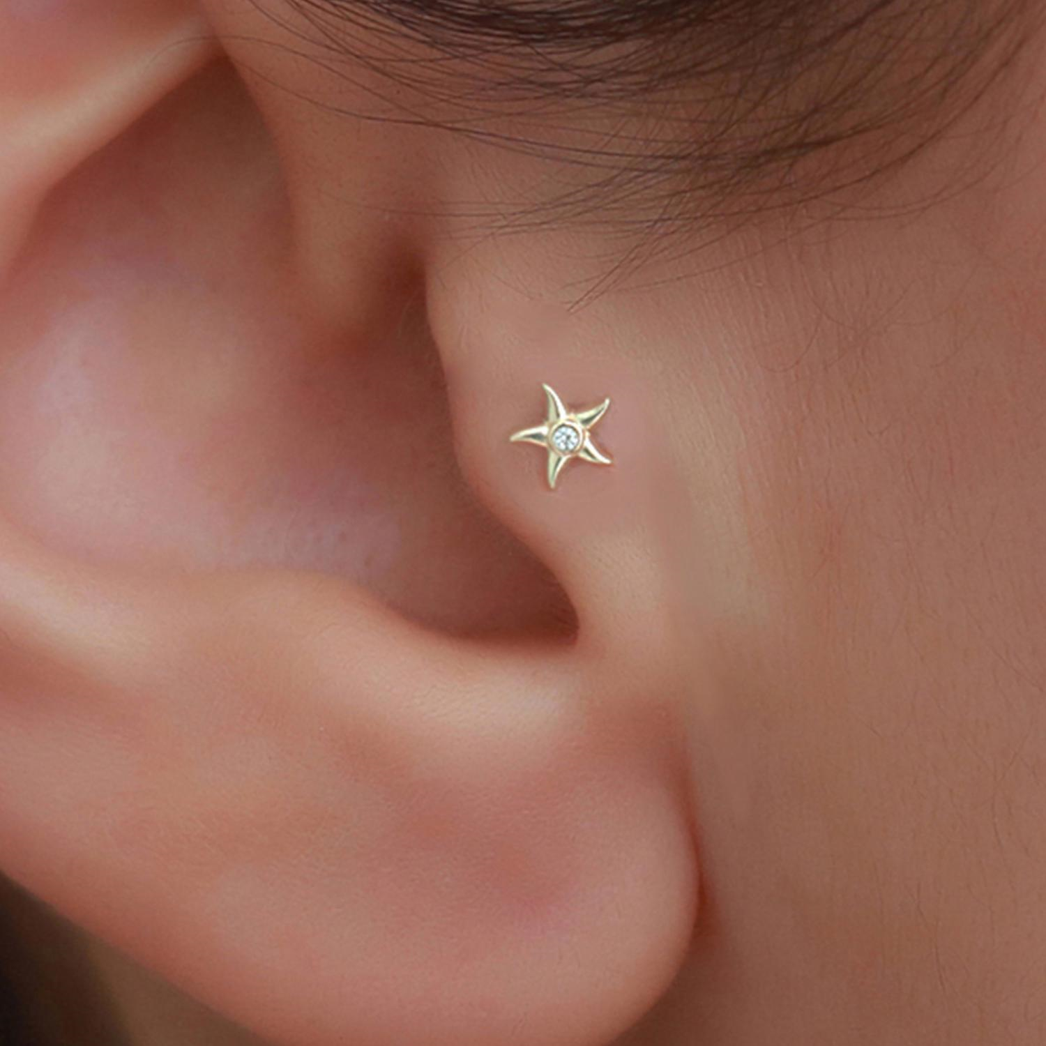 14 Ayar Altın Taşlı Deniz Yıldızı Tragus Piercing