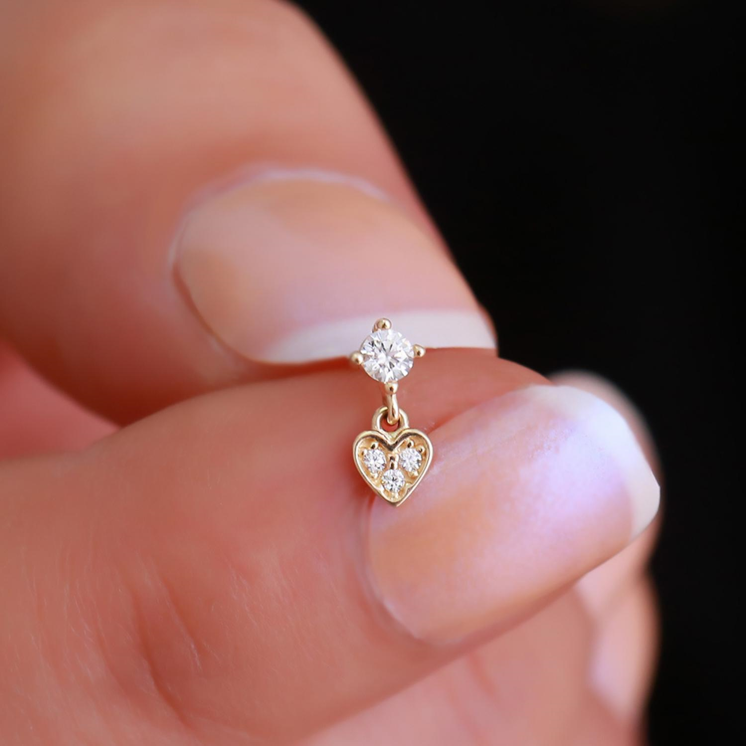 14 Ayar Altın Taşlı Kalp Sallantılı Tragus Piercing