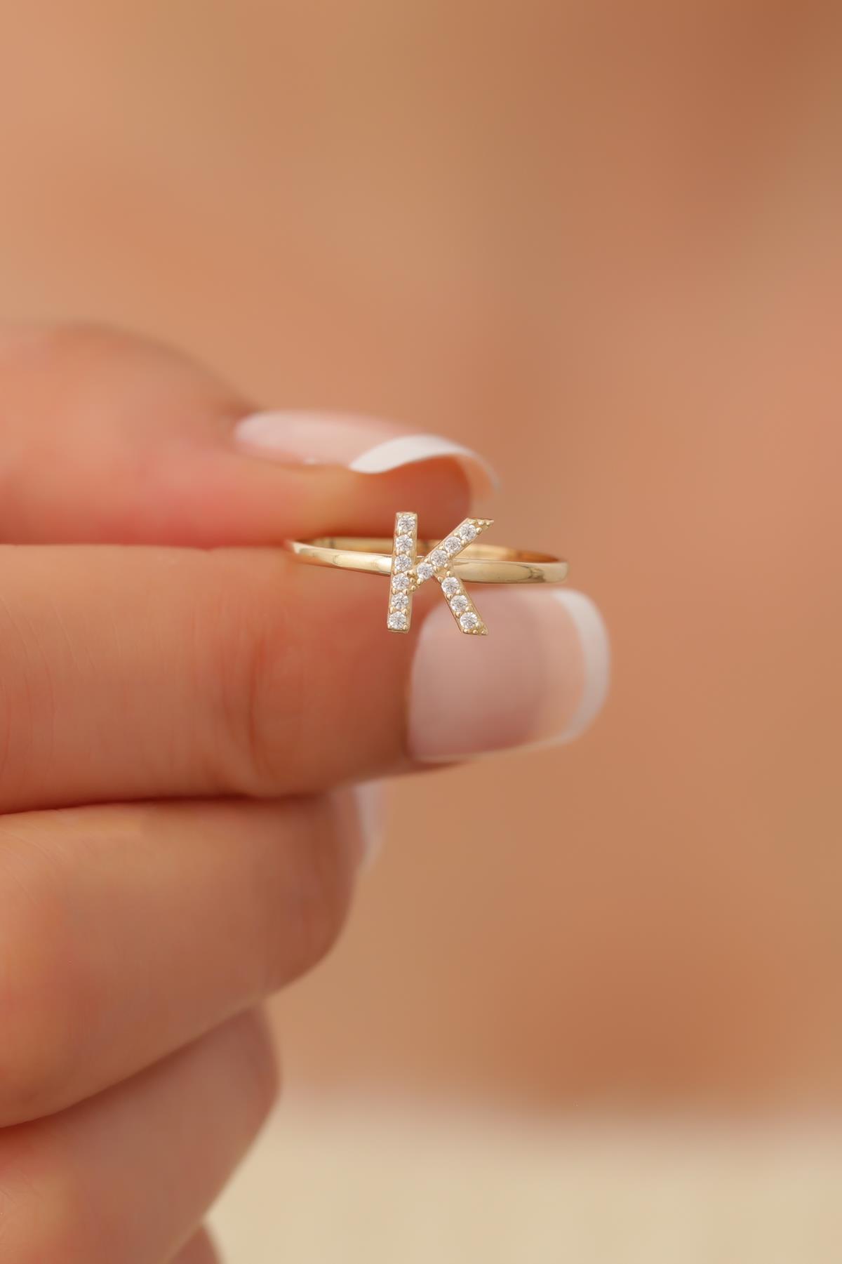 14 Ayar Altın Taşlı Minimal K Harfi Yüzük