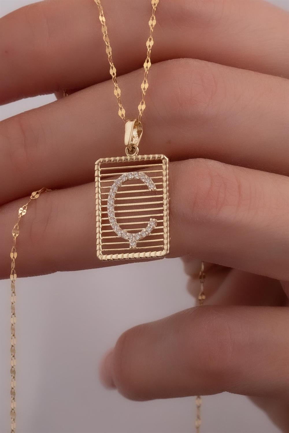 14 Ayar Altın Ç Harf Telli Taşlı Kolye