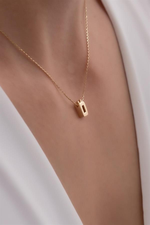 14 Ayar Altın Ö Harf Kolye