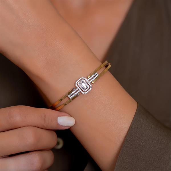 14 Ayar Altın Baget Taşlı Kelepçe Bilezik