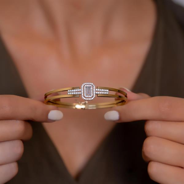 14 Ayar Altın Baget Taşlı Kelepçe Bilezik