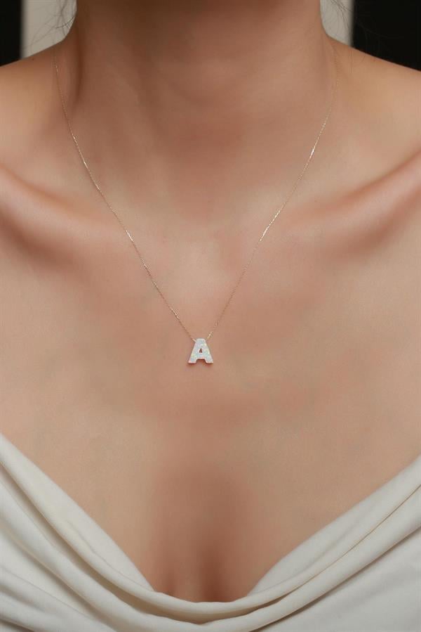 14 Ayar Altın A Harf Beyaz Opal Taşlı Kolye