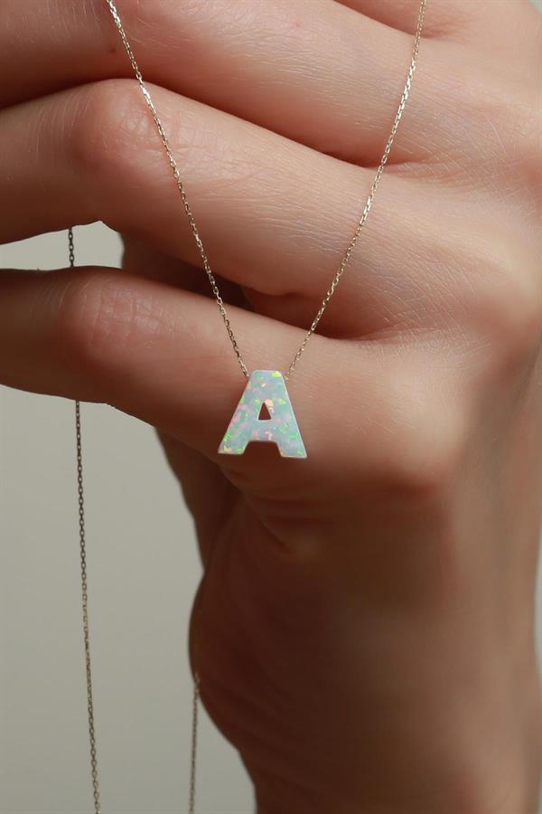 14 Ayar Altın A Harf Beyaz Opal Taşlı Kolye