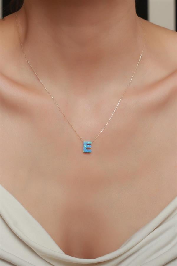 14 Ayar Altın E Harf Buz Mavisi Opal Taşlı Kolye