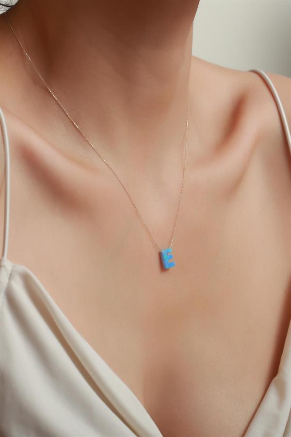 14 Ayar Altın E Harf Buz Mavisi Opal Taşlı Kolye