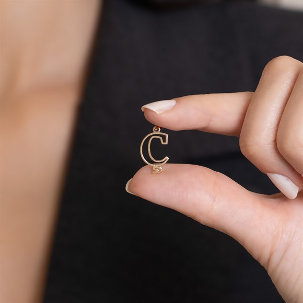 14 Ayar Altın Ç Harf Soft Kolye Ucu
