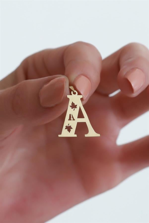 14 Ayar Altın A Harf Çınar Yaprağı Kolye Ucu