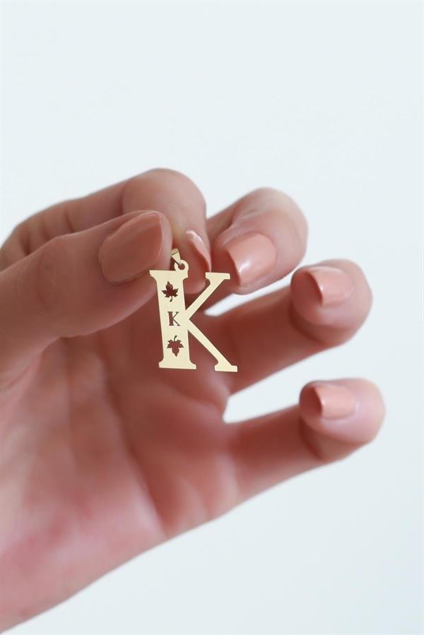 14 Ayar Altın K Harf Çınar Yaprağı Kolye Ucu