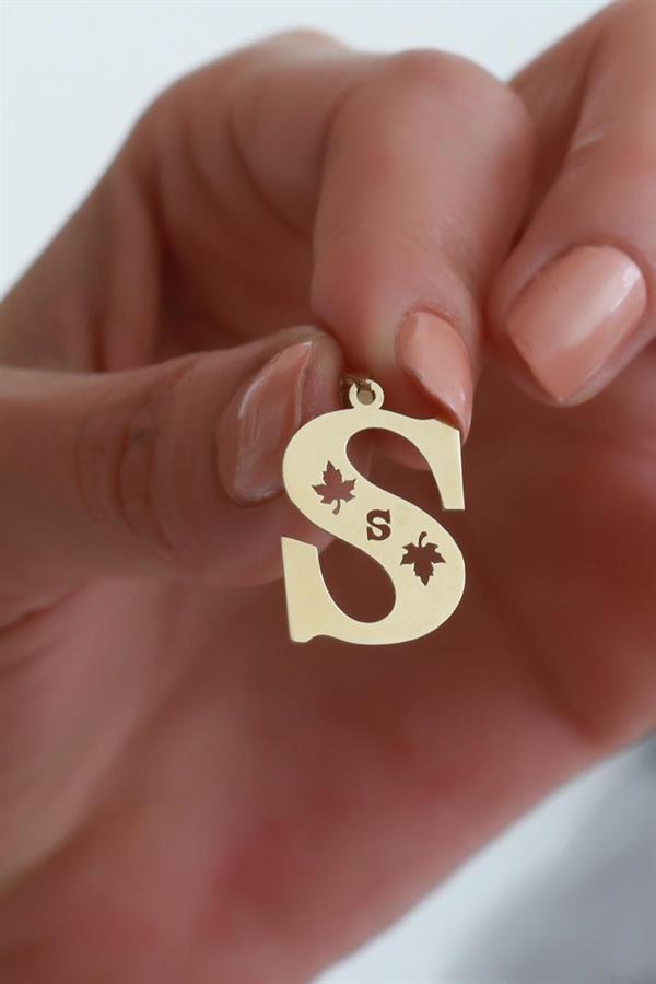 14 Ayar Altın S Harf Çınar Yaprağı Kolye Ucu