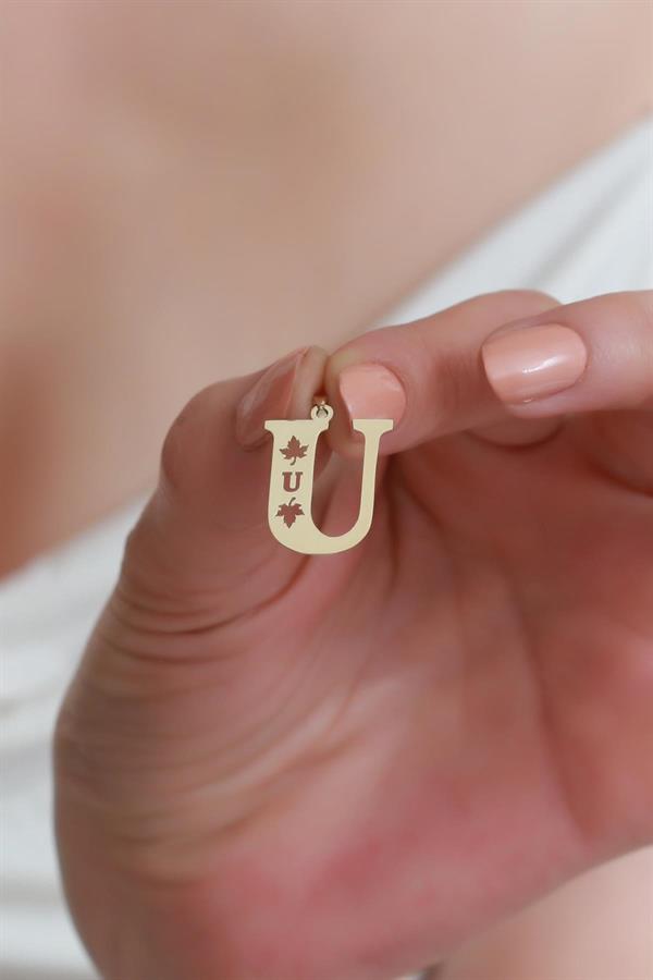 14 Ayar Altın U Harf Çınar Yaprağı Kolye Ucu