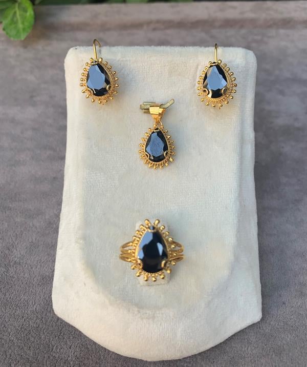 14 Ayar Altın Damla Model Oniks Taşlı Set