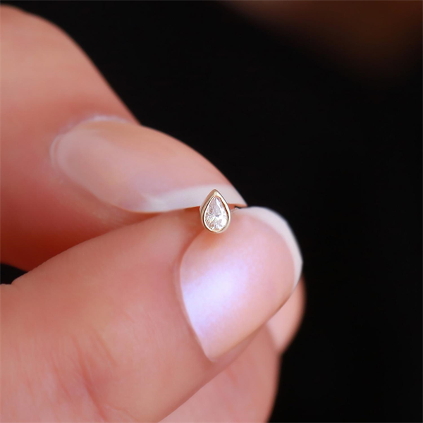 14 Ayar Altın Damla Taş Tragus Piercing