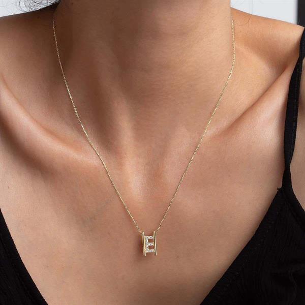 14 Ayar Altın E Harfi Taşlı Kolye