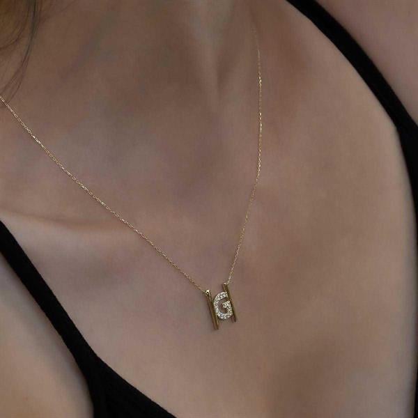 14 Ayar Altın G Harfi Taşlı Kolye